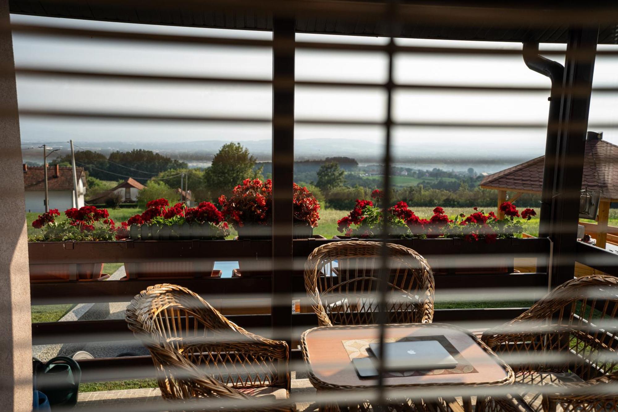 Zlatni Prag - Kraljevo Villa Eksteriør billede