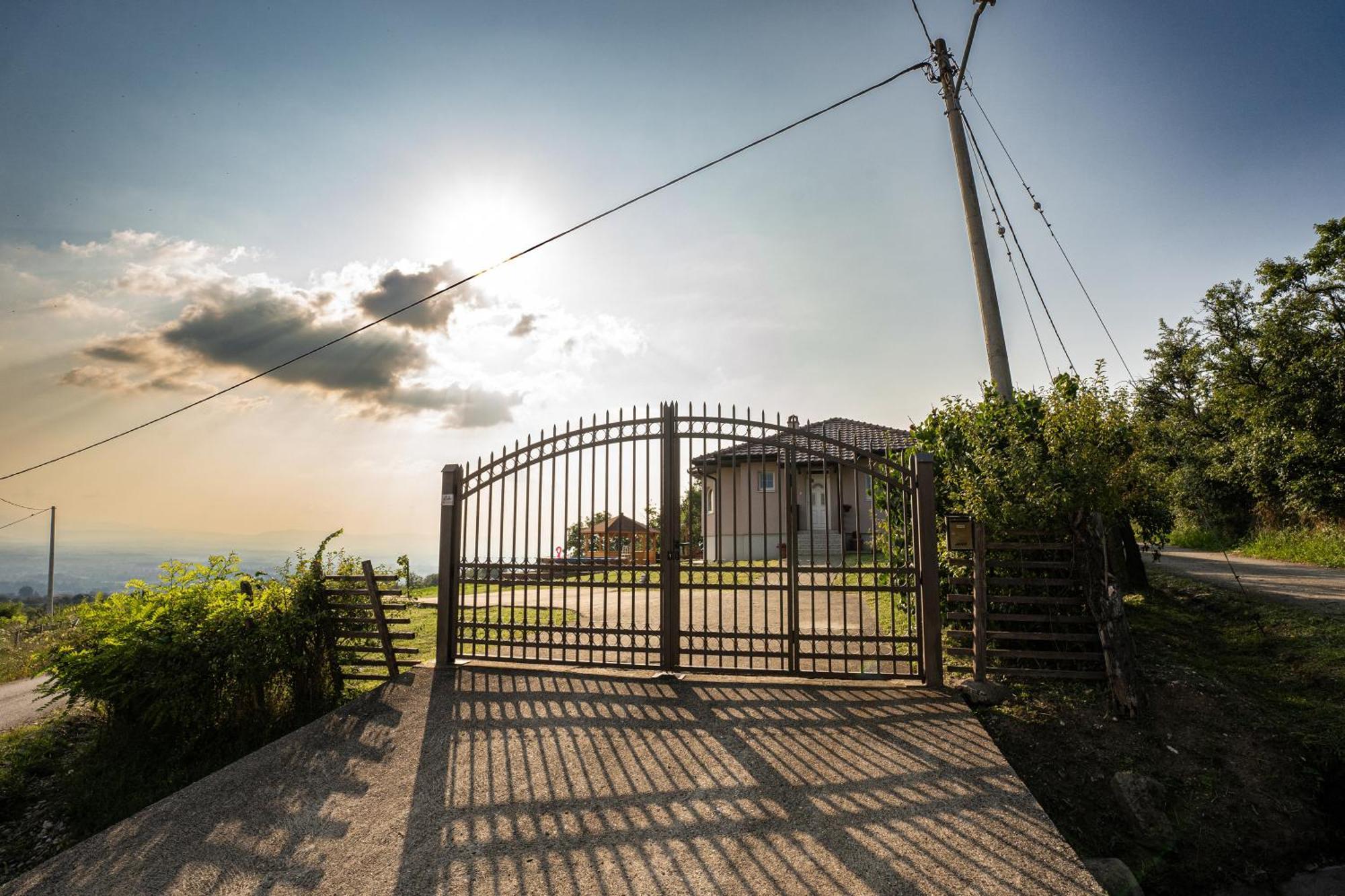 Zlatni Prag - Kraljevo Villa Eksteriør billede